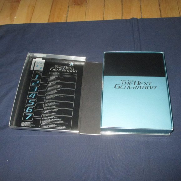 Star Trek The Next Generation: The Complete 5th Season (DVD, 2002, 7-Disc Set) - Picture 2 of 9